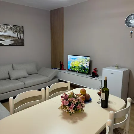 Apartamento Nefis Berat